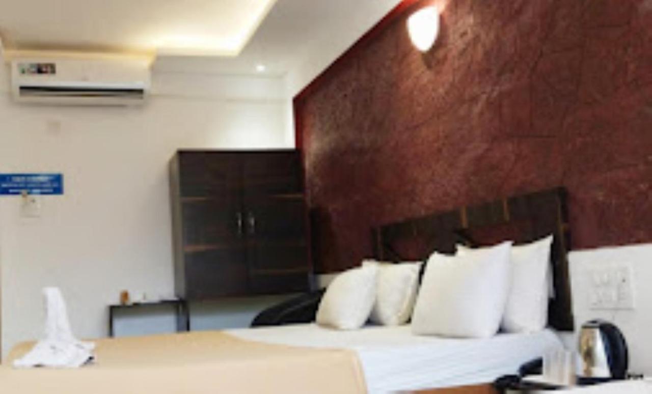 Blue Sea Beach Resort Mālvan 외부 사진